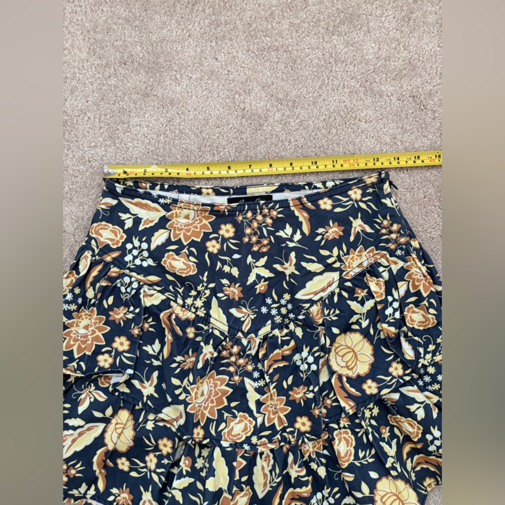 Francesca's Collections Floral Mini Skirt - Navy and Yellow NWT - Picture 14 of 14